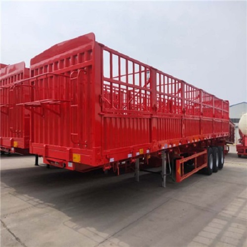 仓栅式运输车